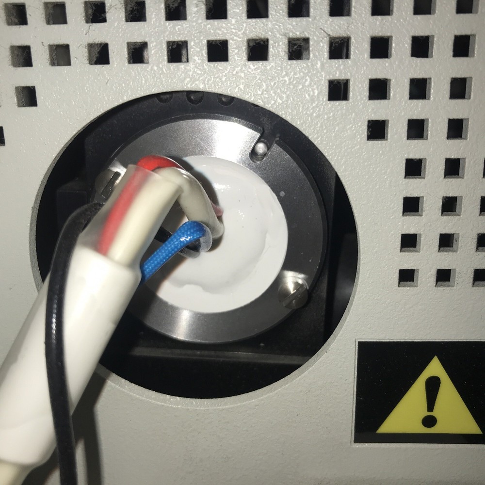 WATERS 2487 DUAL ABSORBANCE DETECTOR