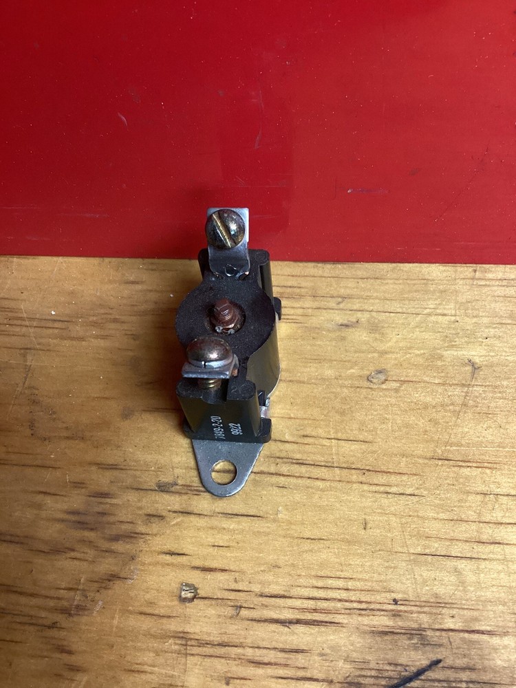 klixon circuit breaker 7849– 2–20