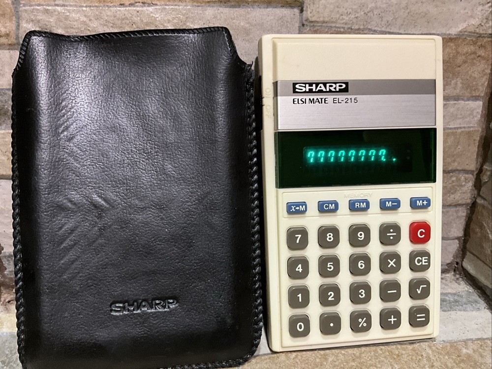 Sharp ELSI Mate EL – 215 Handheld Calculator With Cover Great Working Condition