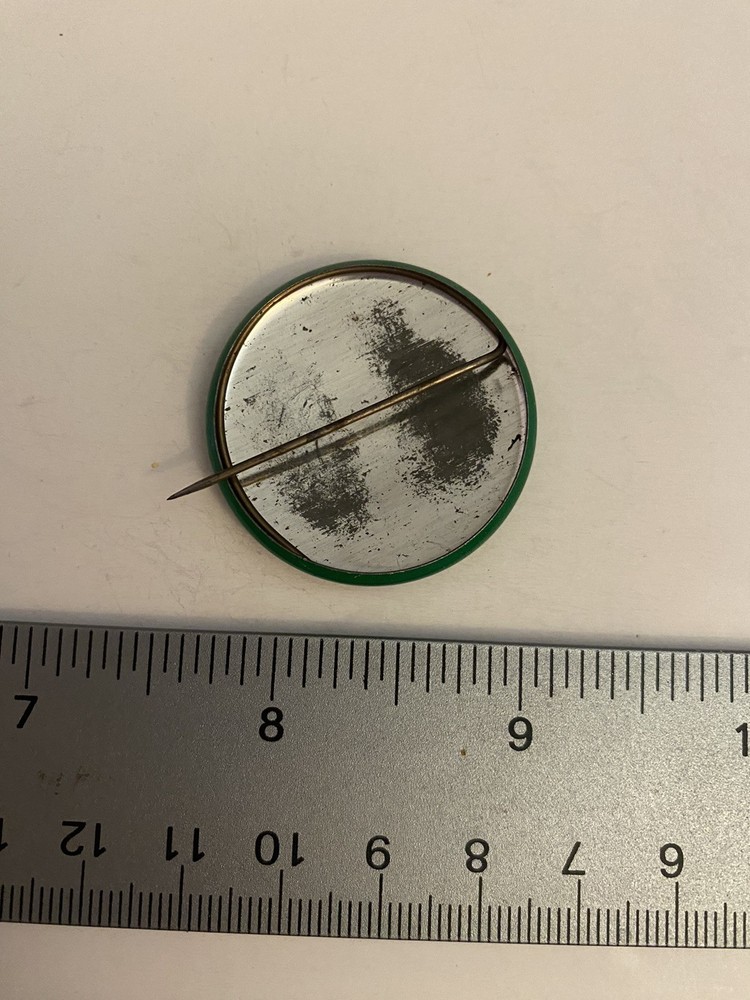 Howlett For Governor Pin Back Button P36