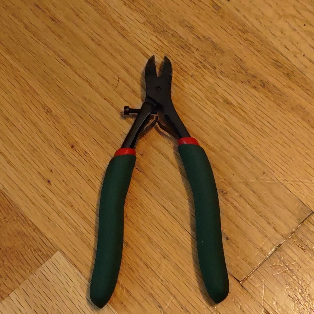 BEAD BUDDY WORK TOOL