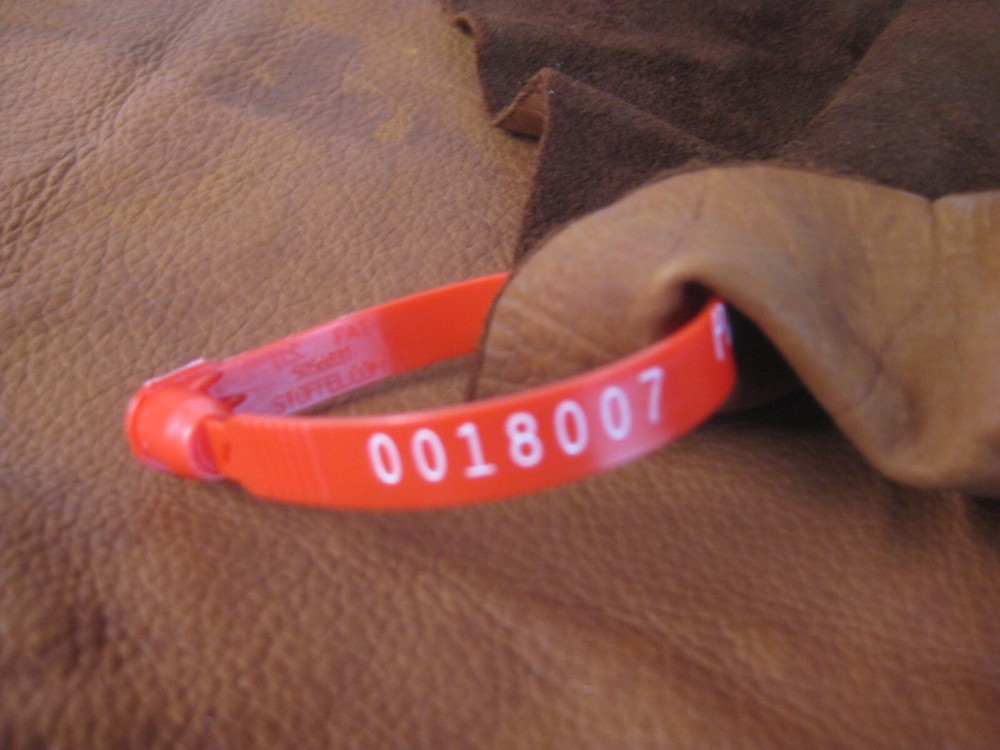 Top Grain Deer Leather #0018007 Row 145