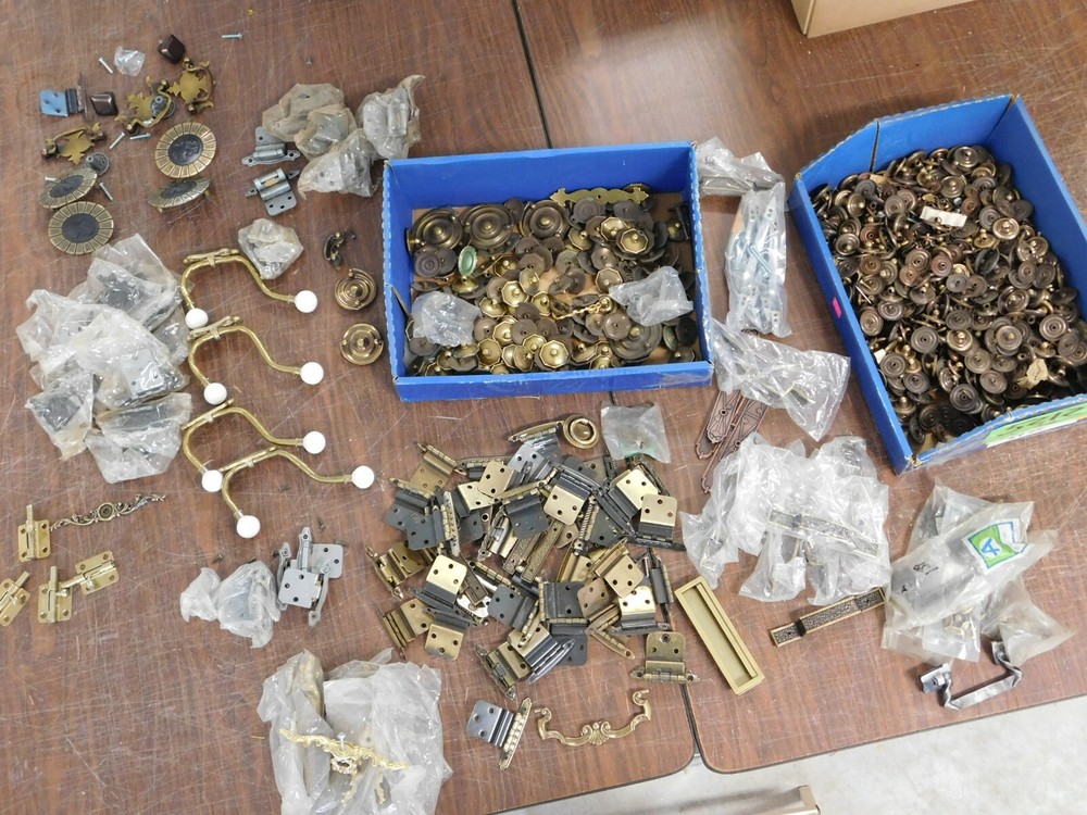 2500+ PIECES! NOS 60's & 70's Vintage Kitchen Cabinet Hardware Hinge Pulls Misc