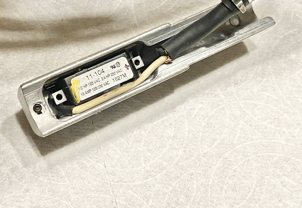 15ft Radnor 64007042 Switch Assembly