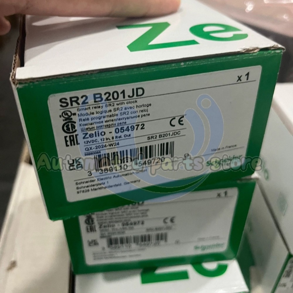 1PCS Schneider SR2B201JD Programmable cable Sealed