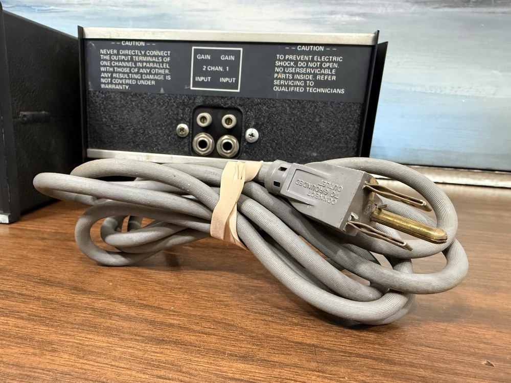 Crown D-150 Power Amplifier – Works Great - TESTED