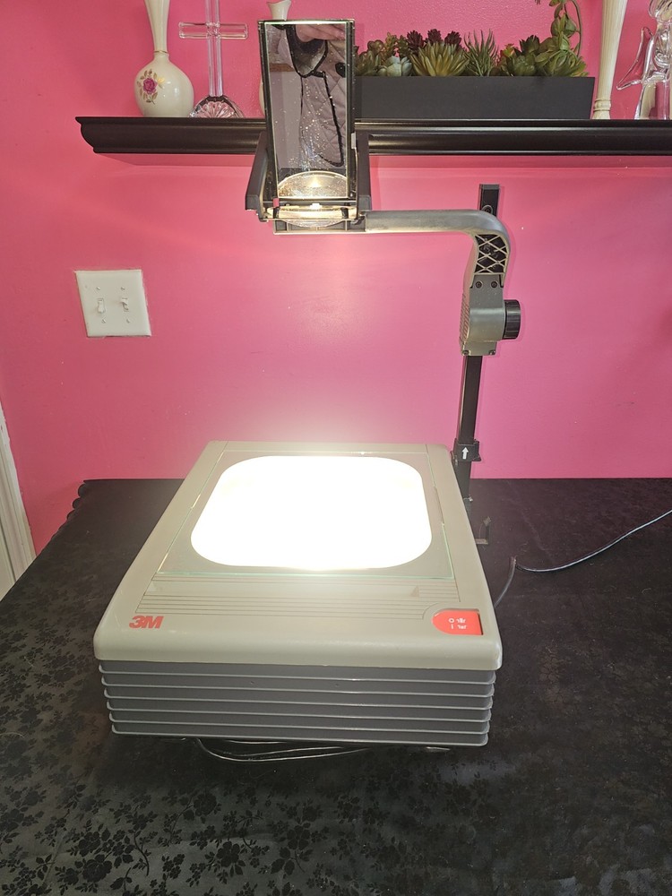 3M 9050 Overhead Projector - Working, Tested - See Photos