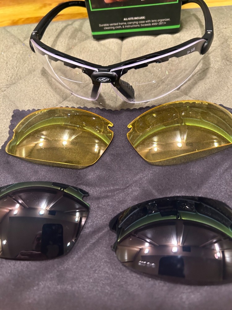 ISSP EYEWEAR