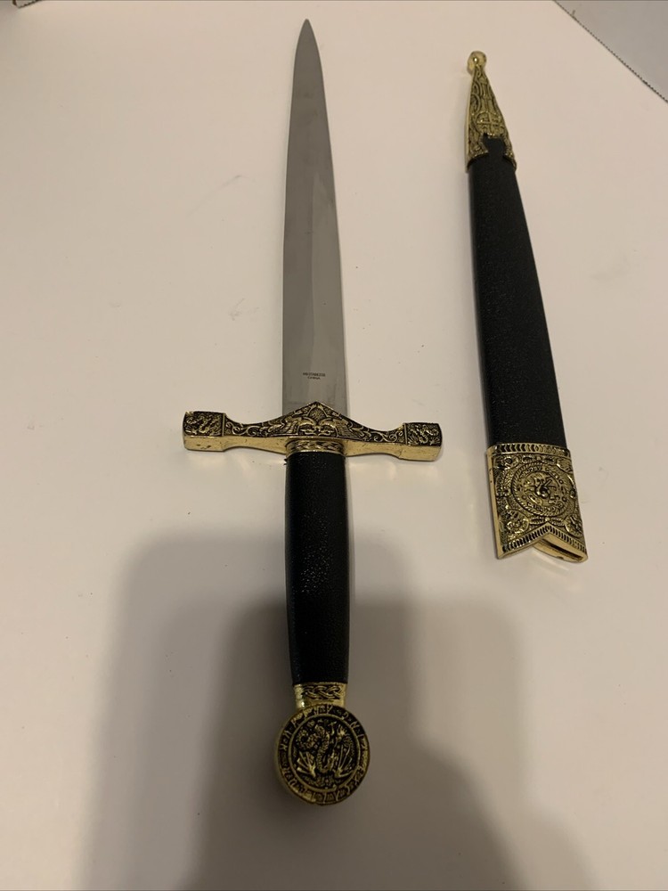 Medieval Excalibur Dagger with Dragon Engraved Pommel Design Handle