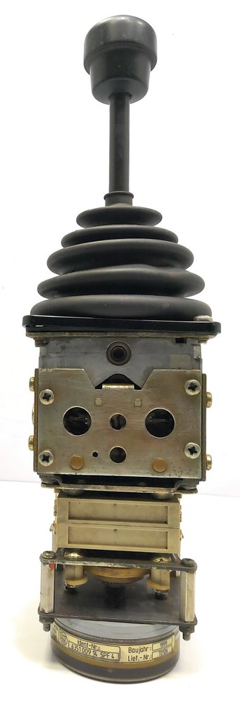 W. Gessmann GmbH V6 Multi-Axis Controller Joystick D-7105