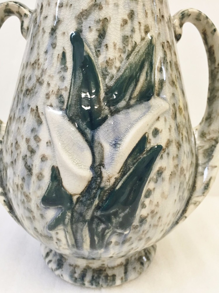 Green Splatter 2 Handle Vase w/Flower Front