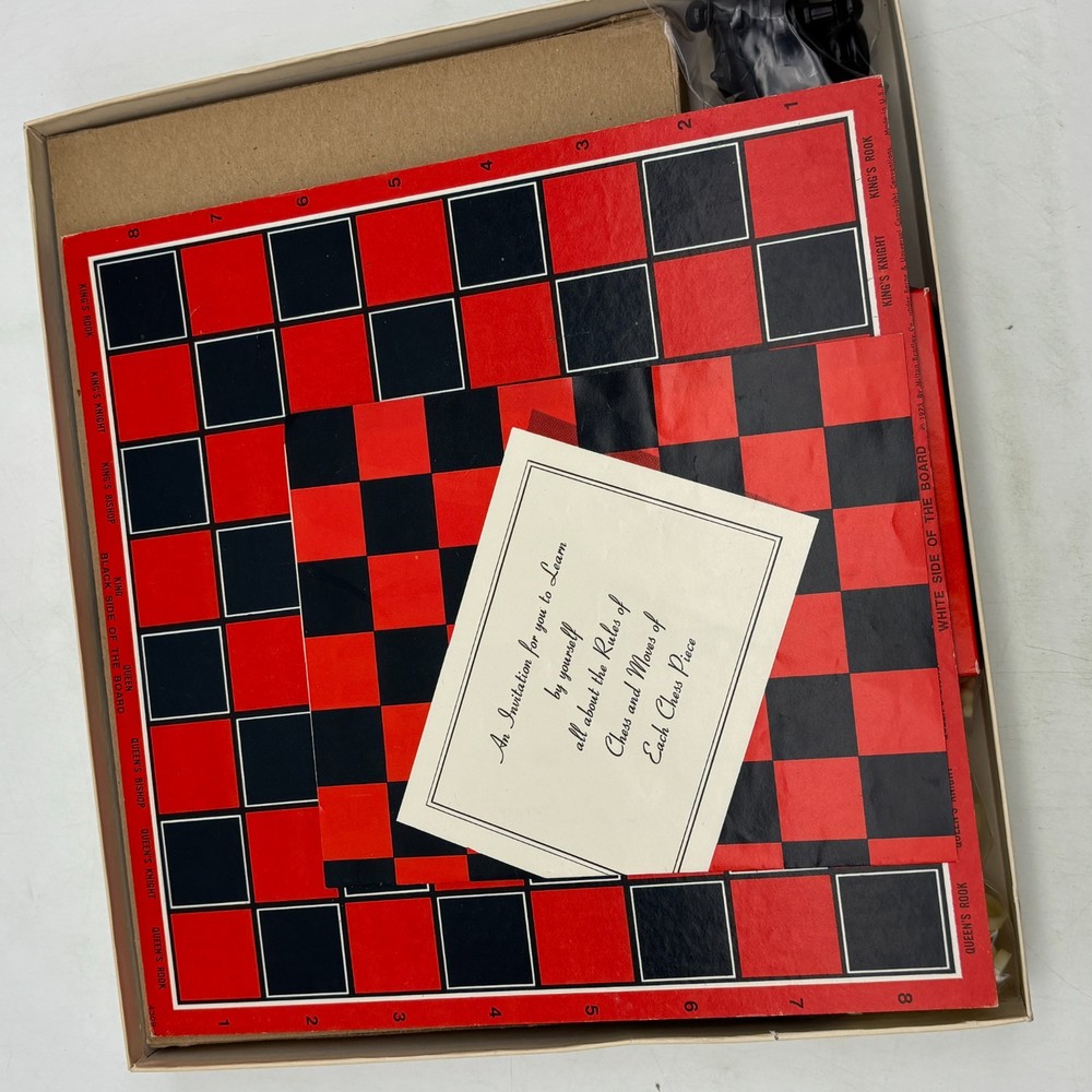 VINTAGE Introductory Chess COMPLETE Milton Bradley 1973 for Beginners Junior