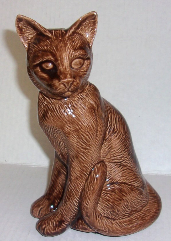 Cat Memorial Urn, Beautiful Container for Ashes - Cremation Keepsake urn BROWN