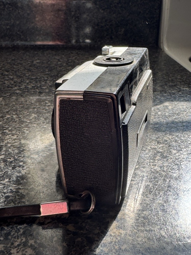Sears 126 X Camera 40 MM Automatic/2.8 TESTED!! Working