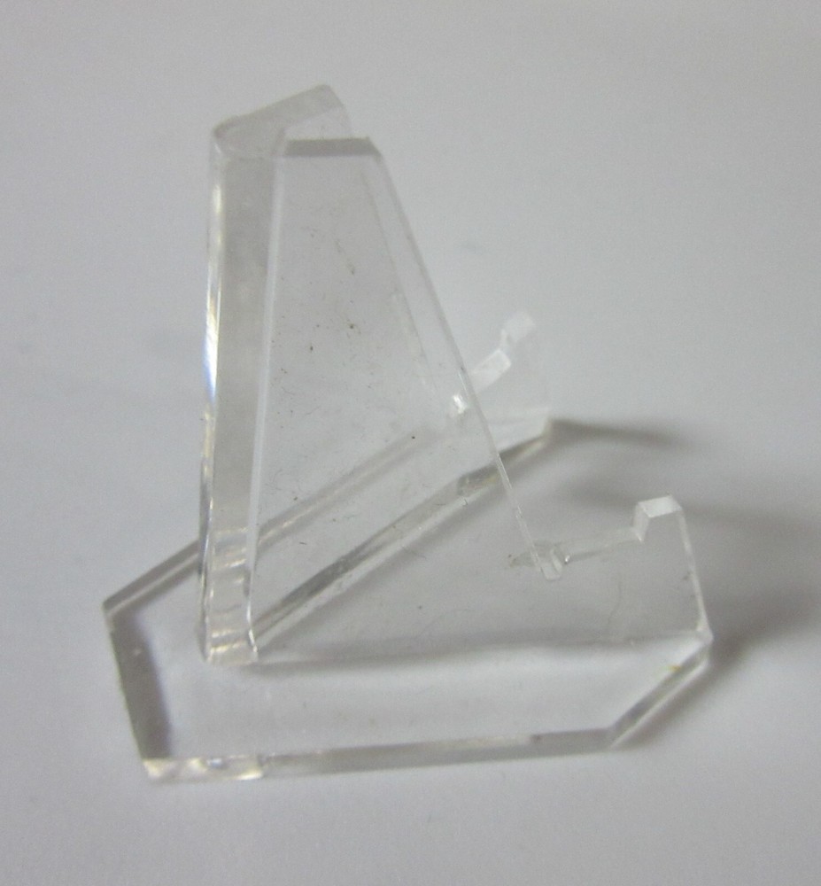 Two VEE Triangular Plastic Small Display Stands Mineral Rock Slabs Etc VTDSS-1.5