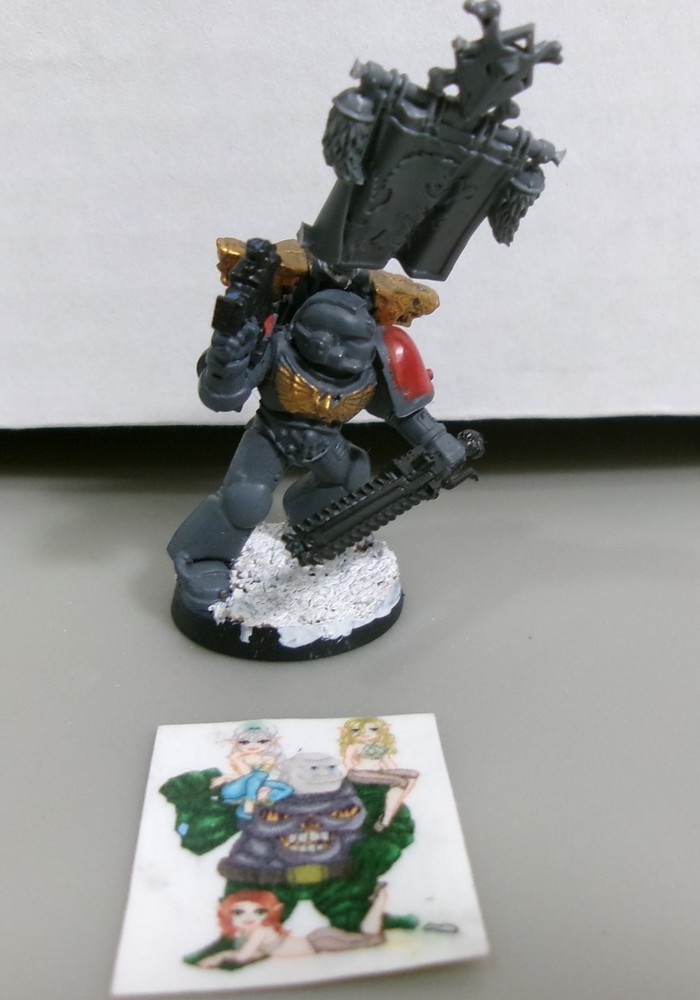 =Warhammer 40k SPACE WOLVES Plastic Space Marine w/ Boltgun & Chainsword A20*