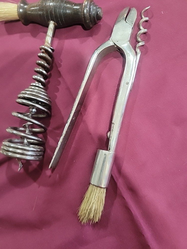 2 Old Henshall Style Corkscrew Brush Unmarked Expellers
