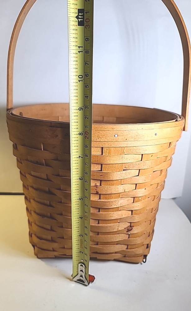 Vintage 2000 Longaberger Handled Basket Medium 10" Diameter X 9" Deep