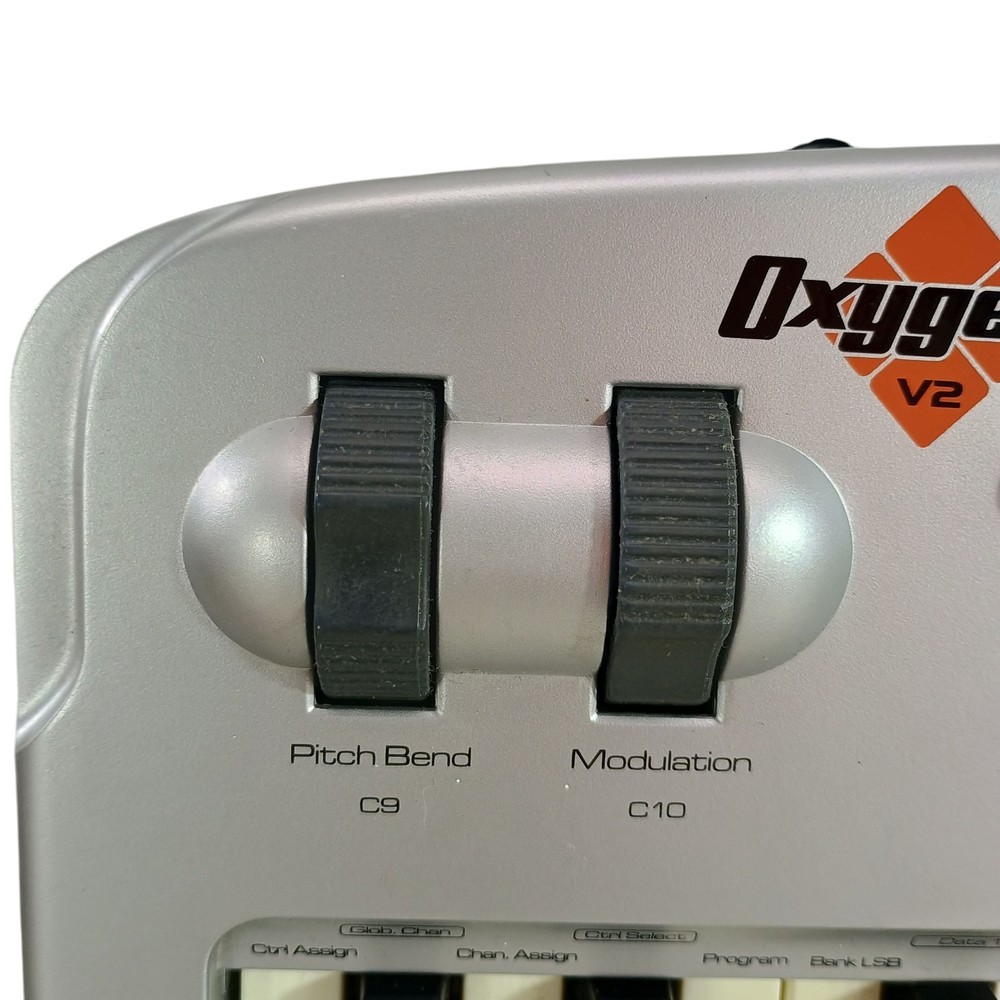 M-Audio Midiman Oxygen 8 25 key Controller MIDI - Keyboard Controller USB