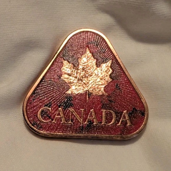 Canadian 1 Ounce .999 Copper Triangular Colorized Round