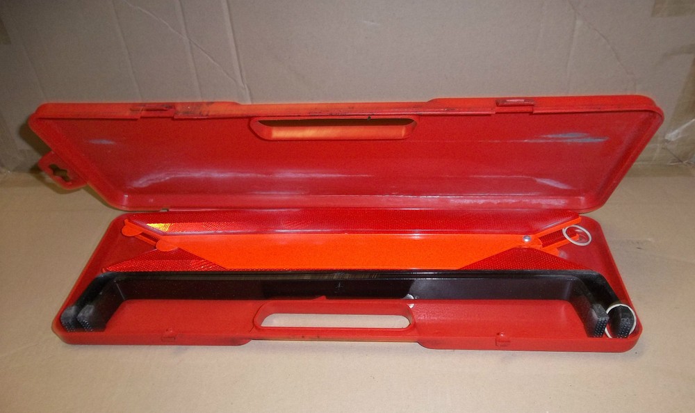 RENAULT SCENIC 2000-2004 BREAKDOWN WARNING TRIANGLE