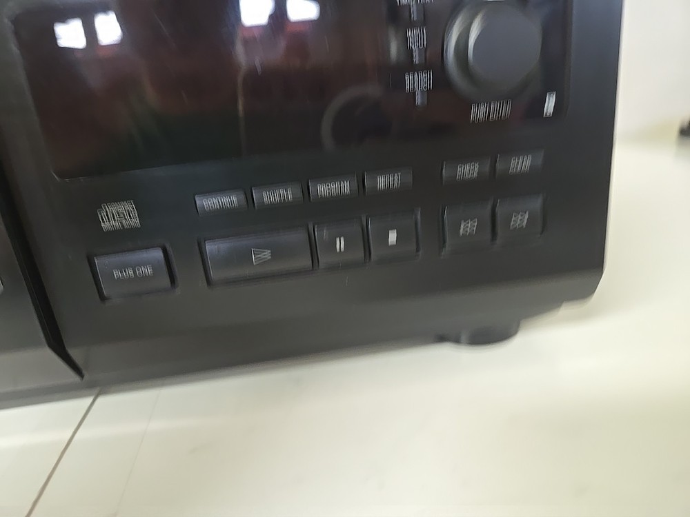 Sony CDP-CX55 50+1 Disc CD Changer/Player *Tested*