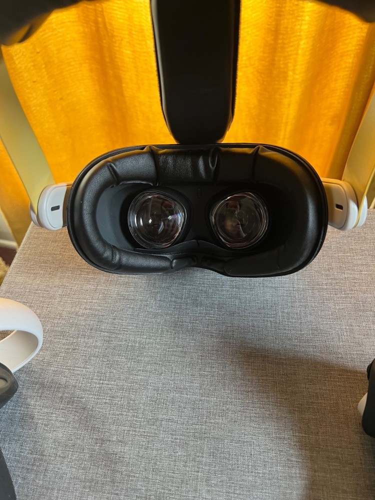 Meta Oculus Quest 2 128GB Virtual Reality Headset W/ Controllers - Elite Strap