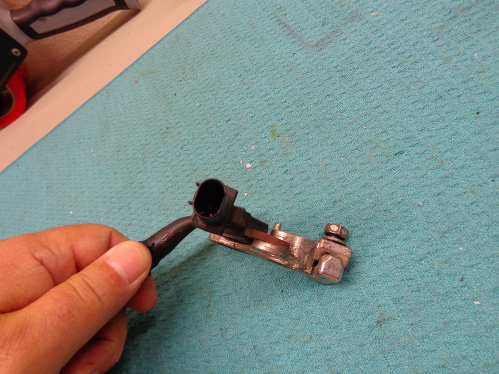 CHRYSLER PACIFICA 17 18 - NEGATIVE BATTERY SENSOR CABLE