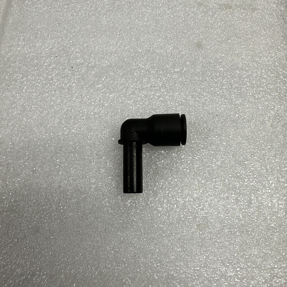 Plug-In Elbow 3/8" Stem To 3/8" PTC
