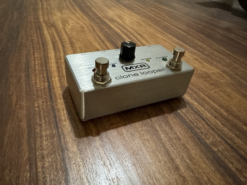 MXR M303 Clone Looper Guitar Effect Pedal