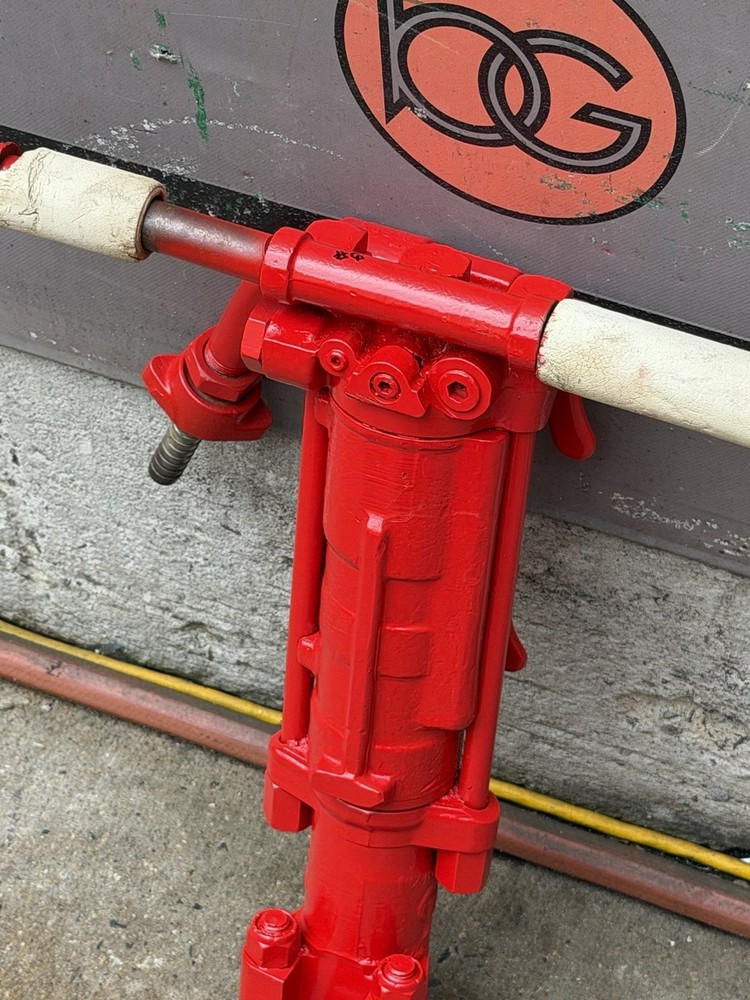 Chicago Pneumatic CP-32A Rock Drill Rotary Hammer Sinker 60 Lb Class #6