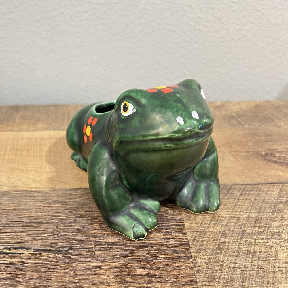 Vintage Pottery Ceramic Green Frog Toad Planter