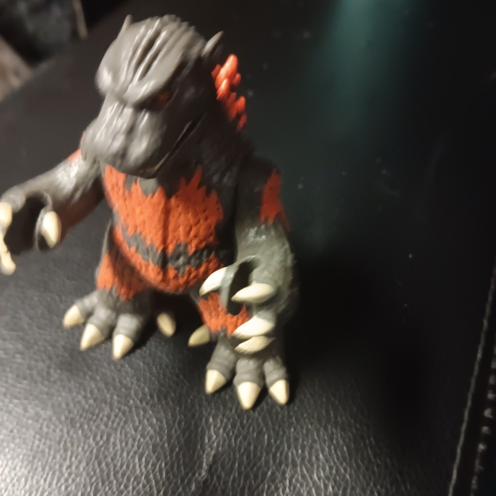 Vinimates Godzilla vs Destroyah 1995 Burning Godzilla Vinyl Figure