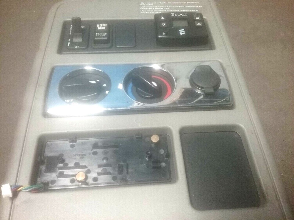 INTERNATIONAL SLEEPER CONTROL PANEL XS546535