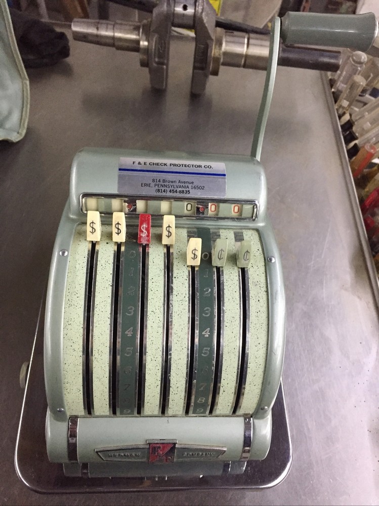 Vintage Hedman Company F&E Series Excel Model Check Protector Writer printer cas