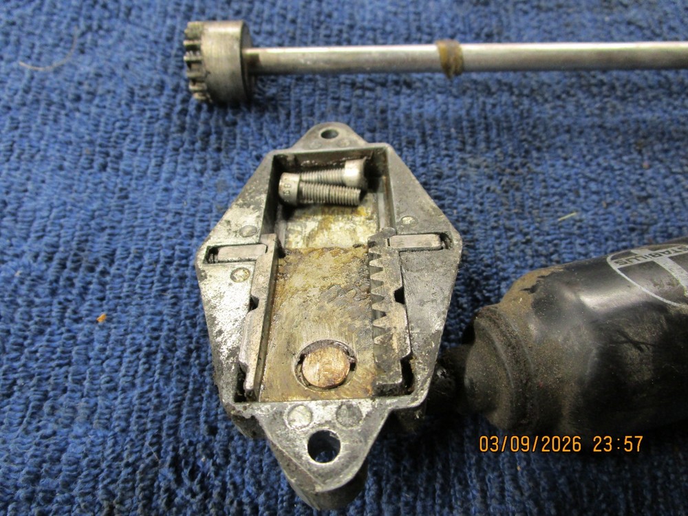 1981 BMW R100RT AIRHEAD STEERING DAMPER COMPLETE