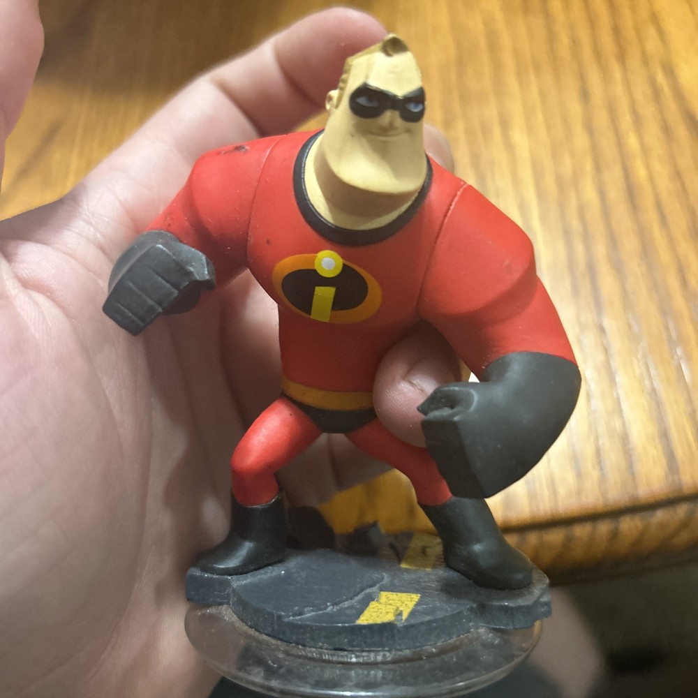 DISNEY INFINITY Mr. Incredible Figure Character