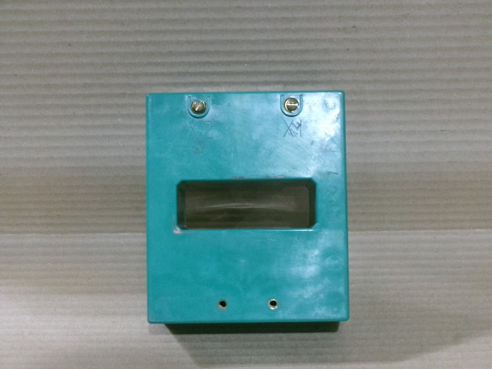 SIEMENS N08SMDA 800 AMP NEUTRAL SENSING TRANSFORMER
