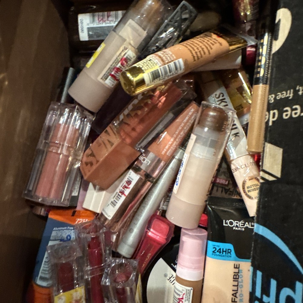 Large Box Makeup Products New In Box