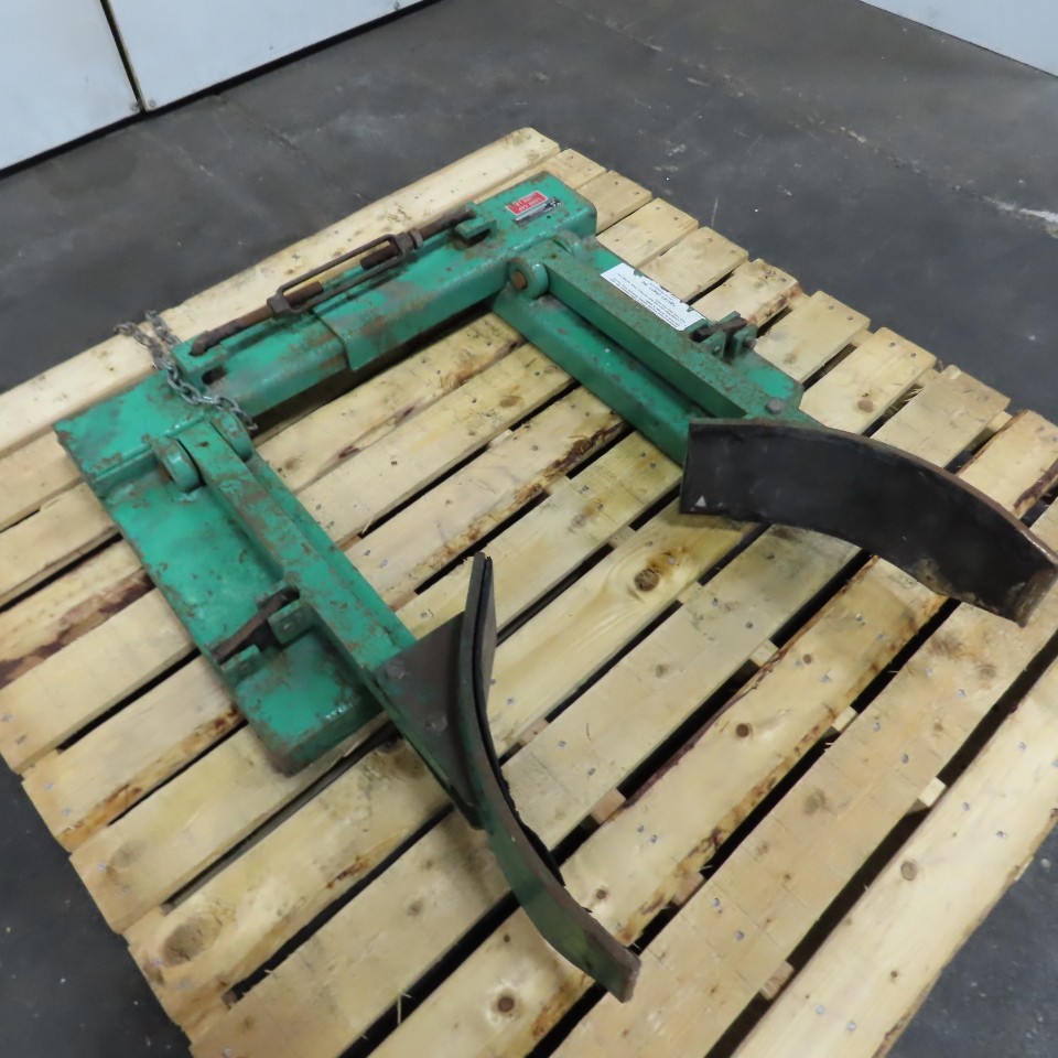 Valley Craft Model 6145 Fork Mounted Single Drum Grab 1500lb Capacity