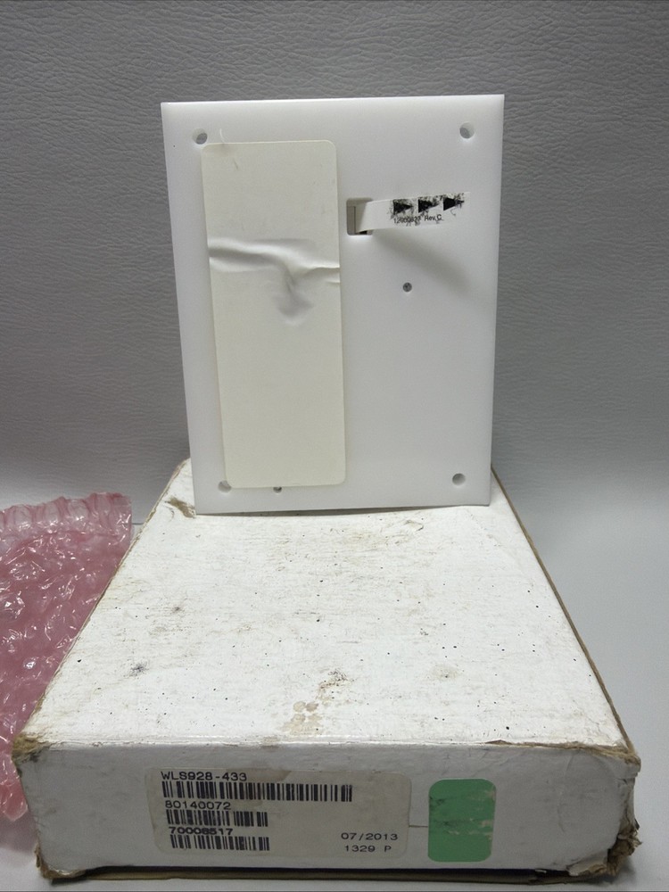 DSC WLS928-433 Wireless Holdup Transmitter 7008517