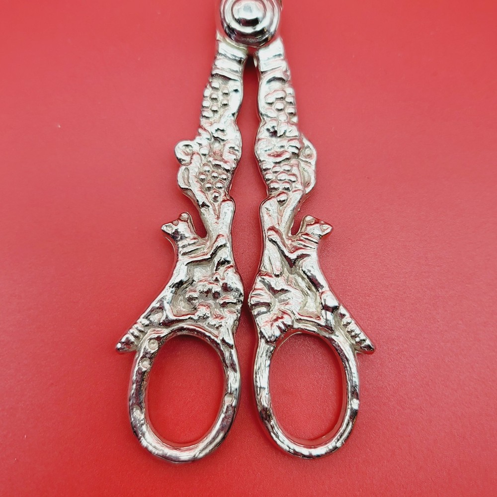 Vintage Silver Plate Victorian Style Grape Scissors Fox & Grapes Design