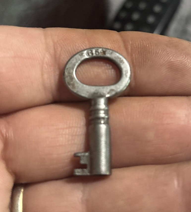 Original Steamer Trunk Key G 54