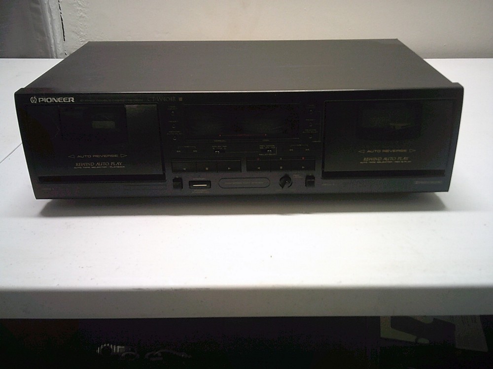 Pioneer CT-W404R Auto Reverse Dual Cassette Deck working condition