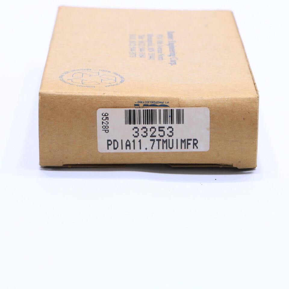 * NEW BANNER ENGINEERING PDIA11.7TMUIMFR