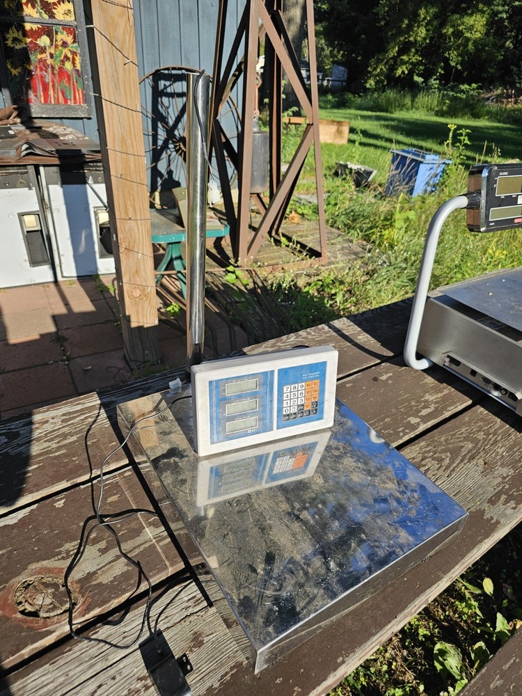 Tor-rey LSQ-40L 40 lb. Price Computing Scale with Label Printer