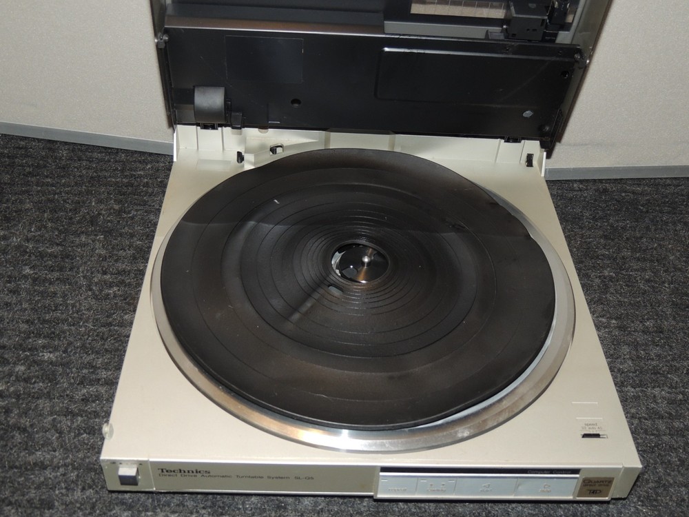 Technics Direct Drive Automatic Turntable System SL-Q