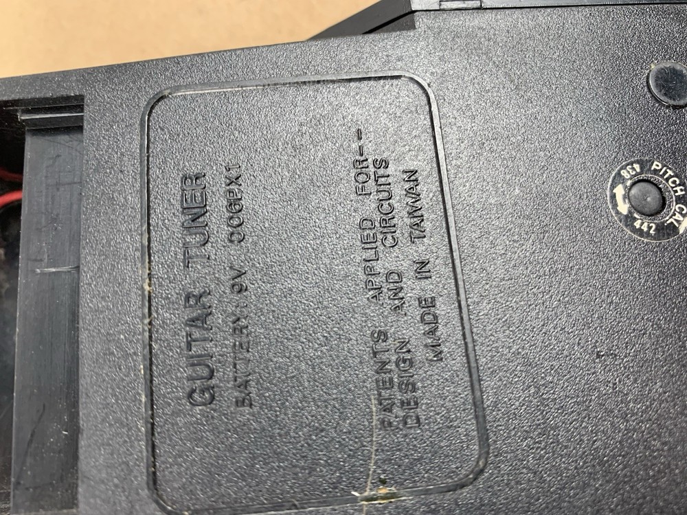 Banana Quartz Guitar Tuner