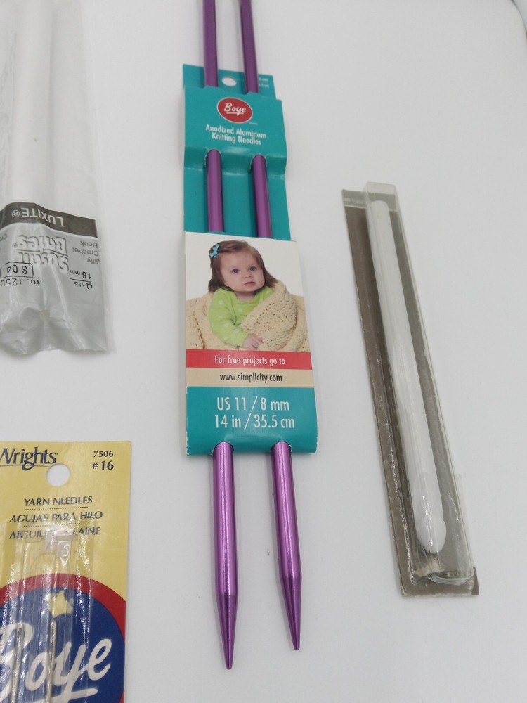 Boye Knitting Needles Set With Case And Accessories