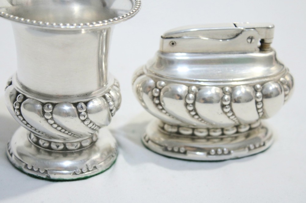 Vintage Silver Plate Ronson "CROWN " Table Lighter Set in Working Condition